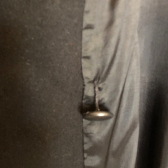 Woman’s Long Wool Coat – Vintage – Preowned - Picture 7 of 8